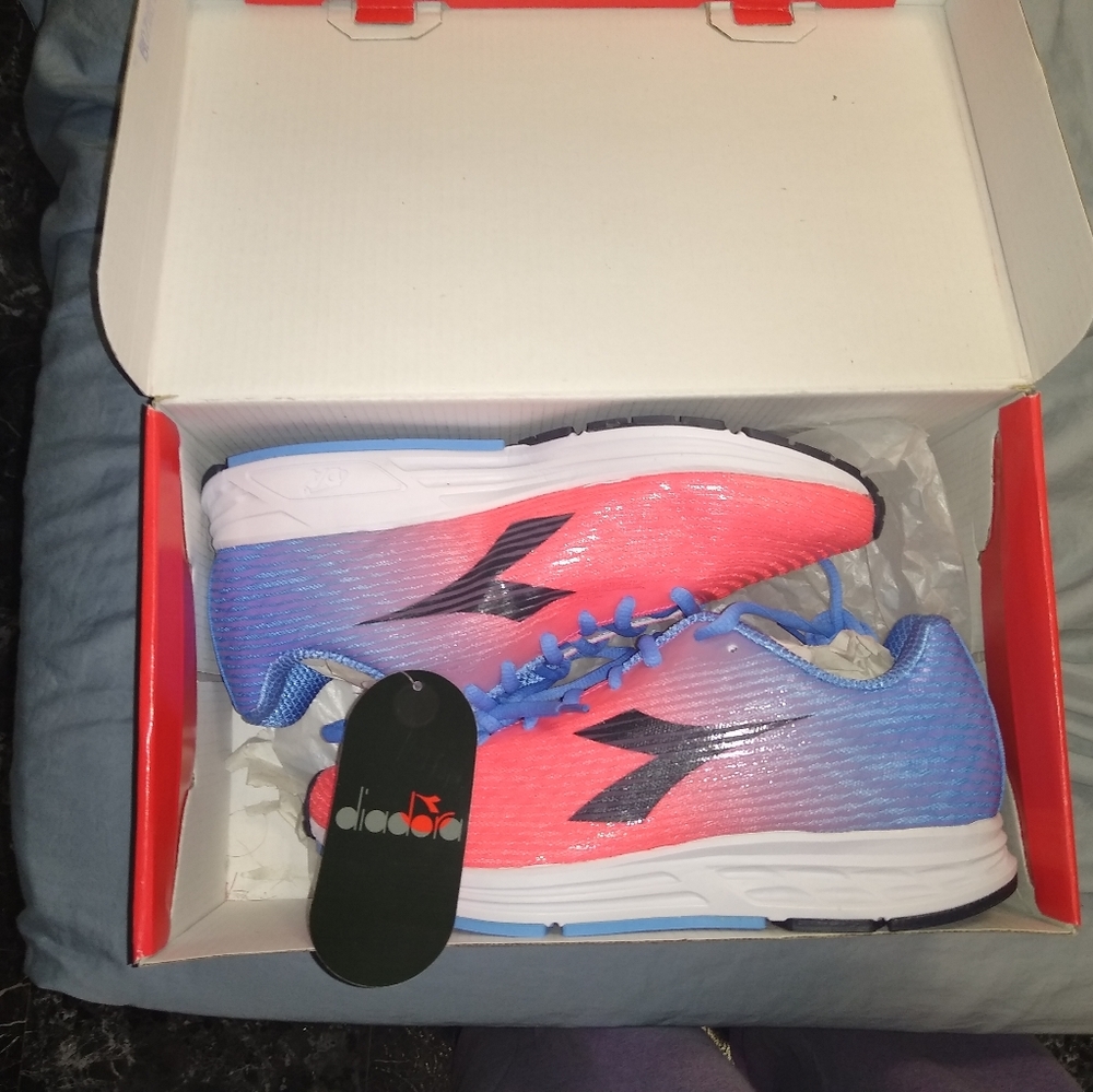 Running Shoes